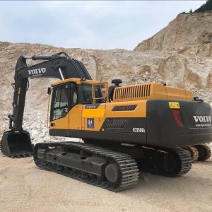 Láncos kotró homlokrakodó kezelő állás